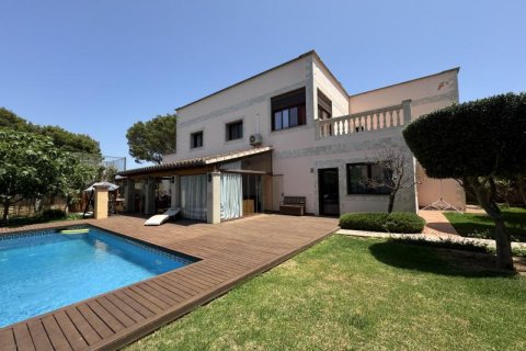 Villa à vendre El Toro, Mallorca, Espagne, 5 chambres, 437 m2 No. 127022 - photo 1