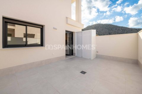 Villa till salu i Cox, Alicante, Spanien 3 sovrum, 87 kvm. Nr. 120734 - foto 2
