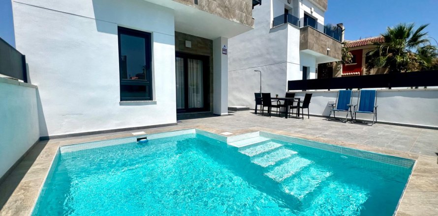 Villa Torrevieja, Alicante, Spanien 3 Schlafzimmer, 106 m2 Nr. 125772