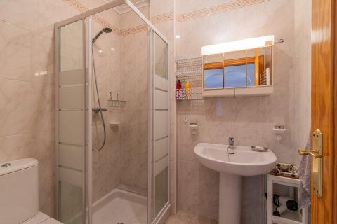 Huoneisto myytävänä Playa Flamenca II, Alicante, Espanja, 3 makuuhuonetta, 122 m2 No. 125246 - kuva 20