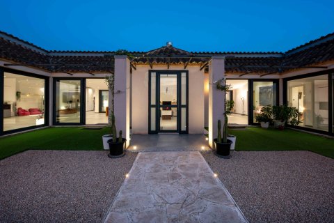 Finca for sale Llucmajor, Mallorca, Spain 5 bedrooms, 446 sq.m. No. 130930 - photo 8