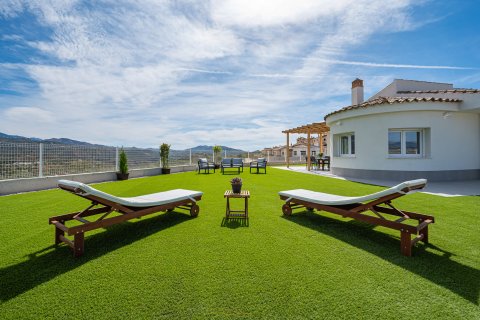 Villa à vendre Vinuela, Malaga, Espagne, 3 chambres, 103 m2 No. 123709 - photo 1
