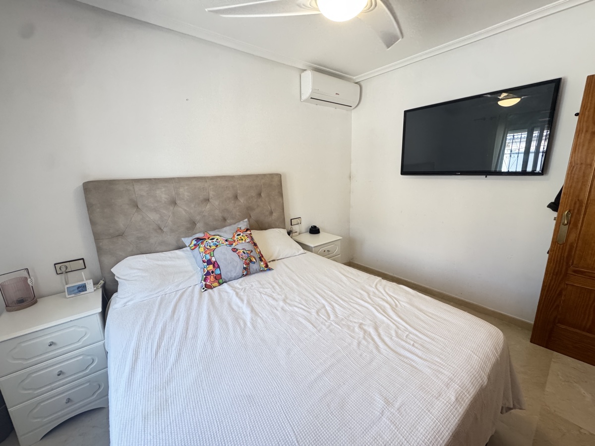 Villa San Miguel de Salinas, Alicante, Spānijā 5 istabas, 163 m2 Nr. 125664