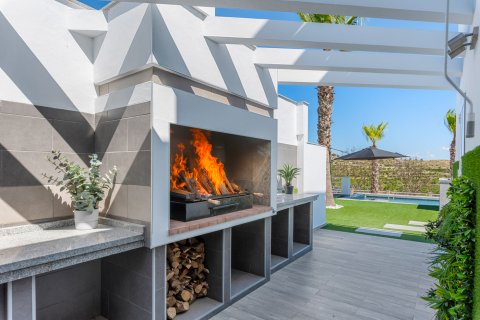 Huvila myytävänä Torremendo, Alicante, Espanja, 5 makuuhuonetta, 329 m2 No. 125667 - kuva 16