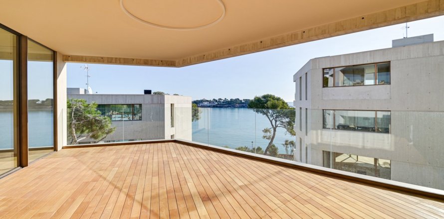 Apartment S'Agaro, Girona, Spain 4 bedrooms, 215 sq.m. No. 130334
