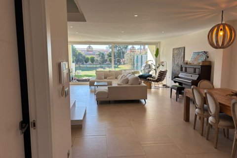 Townhouse for sale Alicante, Spain 3 bedrooms,  No. 131509 - photo 20