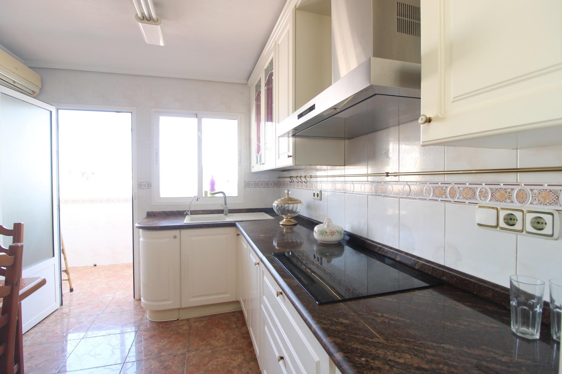Квартира в Торревьеха, Аликанте, Испания 3 спальни, 138м2 №131581