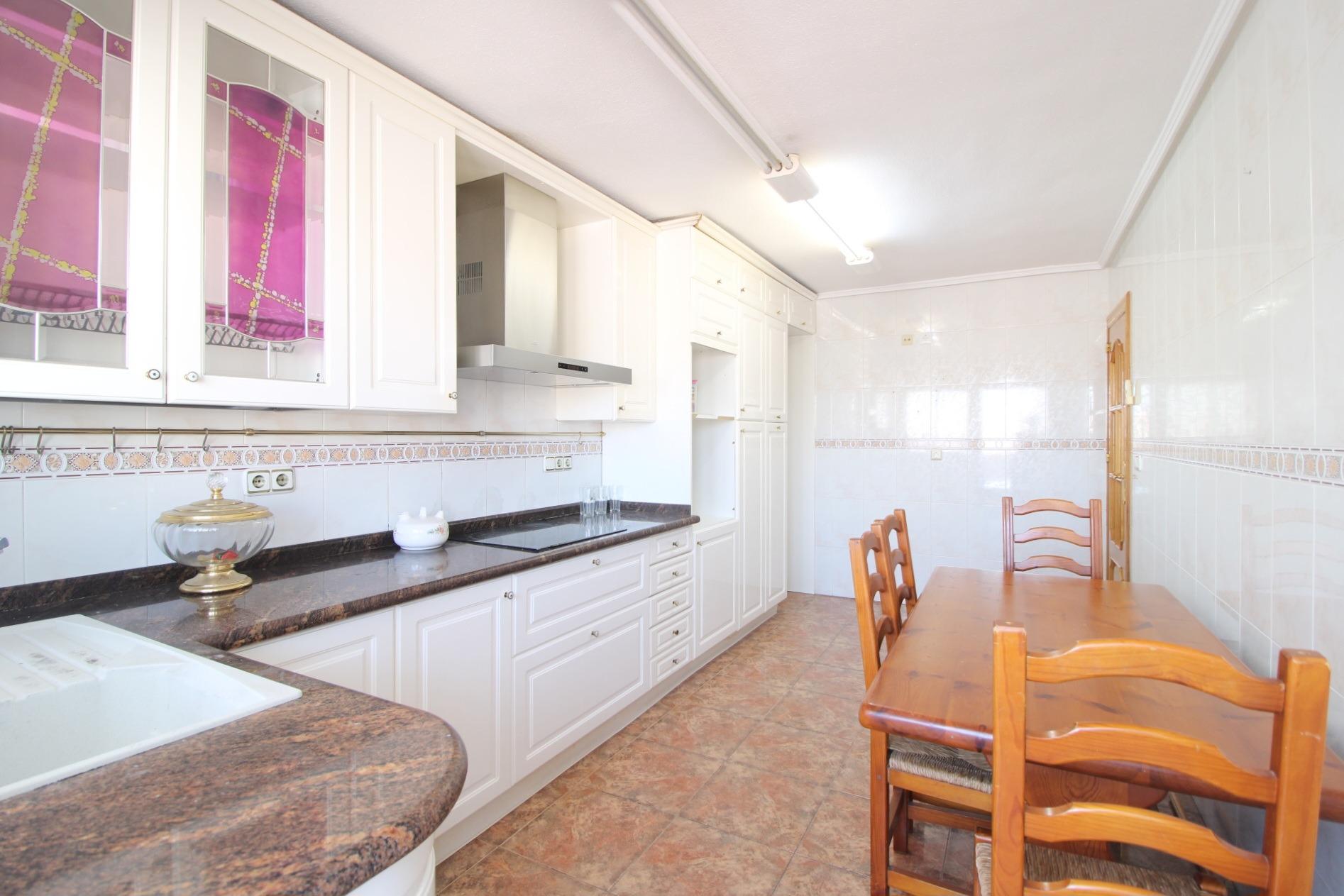 Квартира в Торревьеха, Аликанте, Испания 3 спальни, 138м2 №131581