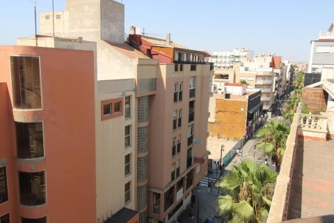 Apartment for sale Torrevieja, Alicante, Spain 3 bedrooms, 138 sq.m. No. 131581 - photo 20