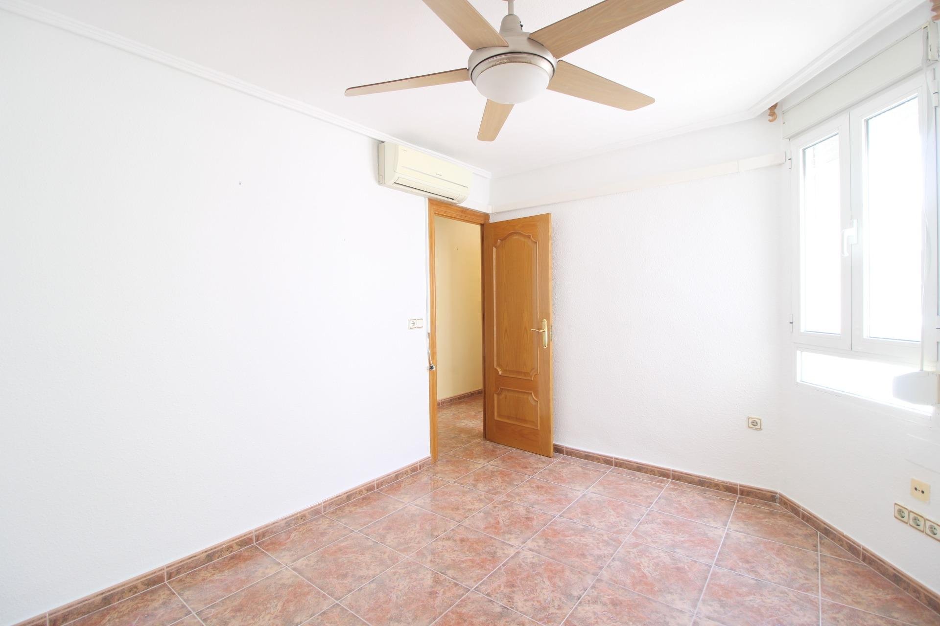 Квартира в Торревьеха, Аликанте, Испания 3 спальни, 138м2 №131581