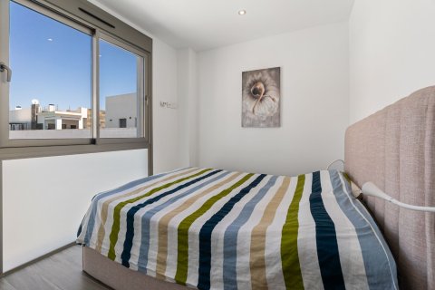 Huvila myytävänä Villamartin, Alicante, Espanja, 3 makuuhuonetta, 199 m2 No. 131582 - kuva 14