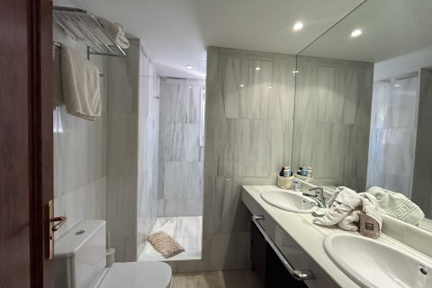 Huoneisto vuokrattavana Illetes (Ses), Mallorca, Espanja, 2 makuuhuonetta, 135 m2 No. 128245 - kuva 9