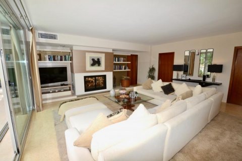 Villa en venta Sol De Mallorca, Mallorca, España 4 dormitorios, 439 m2 No. 127085 - foto 5