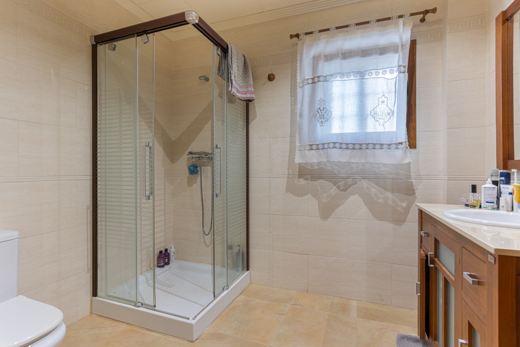 Huvila Los Montesinos, Alicante, Espanja 4 makuuhuonetta, 417 m2 No. 129349