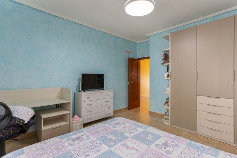 Продажа виллы Лос Монтесинос, Аликанте, Испания 4 спальни, 417м2 №129349 - фото 21