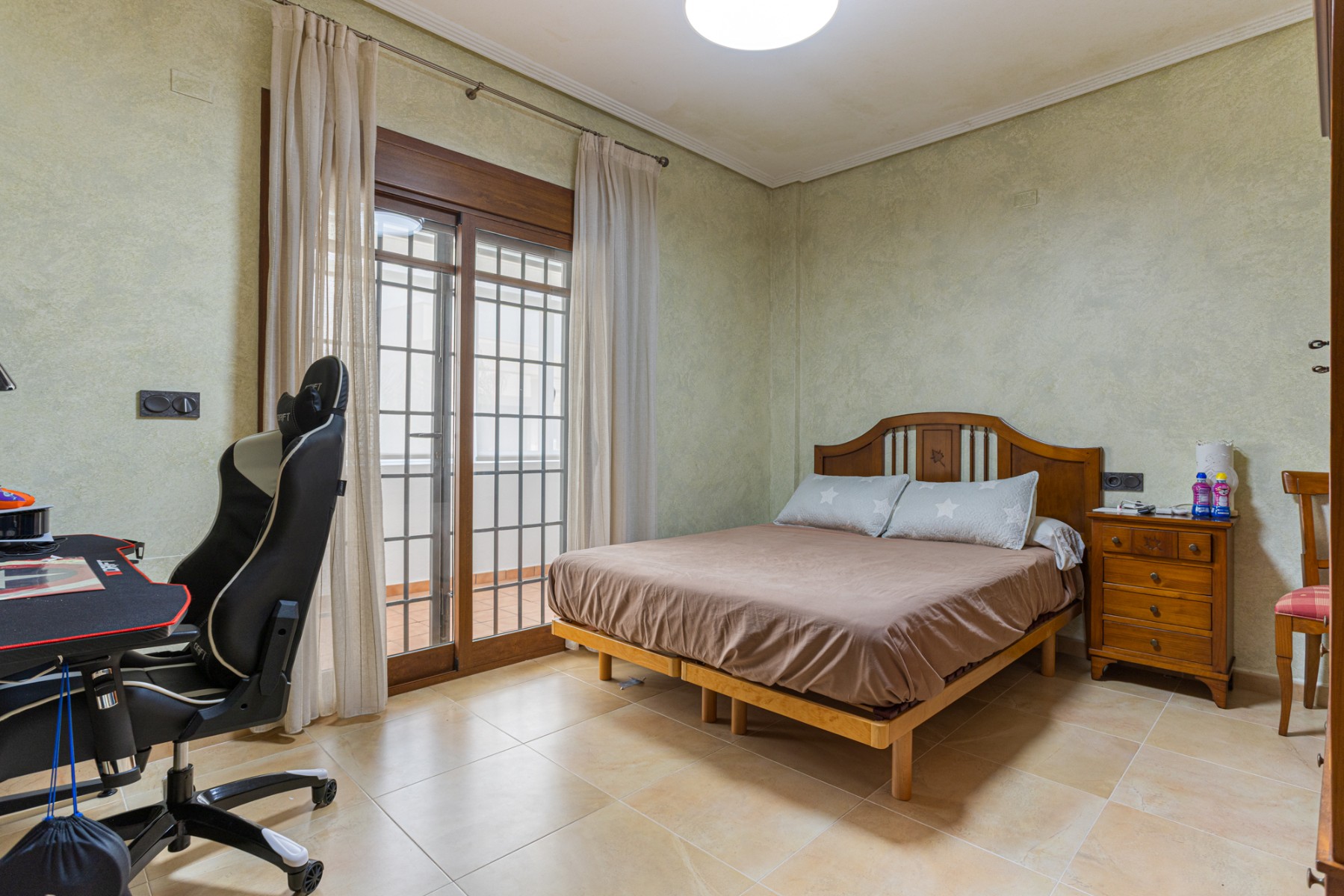 Huvila Los Montesinos, Alicante, Espanja 4 makuuhuonetta, 417 m2 No. 129349