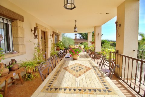 Villa for sale Elche, Alicante, Spain 5 bedrooms, 509 sq.m. No. 129352 - photo 3