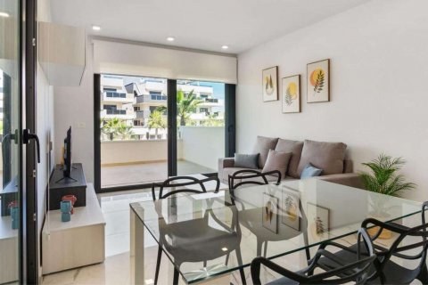 Wohnung zum Verkauf Torrevieja, Alicante, Spanien 2 Schlafzimmer, 75 m2 Nr. 129445 - Foto 2