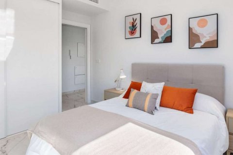 Wohnung zum Verkauf Torrevieja, Alicante, Spanien 2 Schlafzimmer, 75 m2 Nr. 129445 - Foto 7