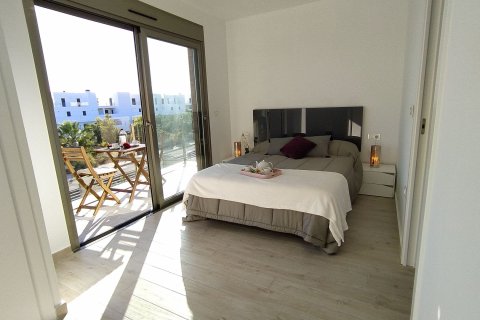 Продажа квартиры в Аликанте, Испания 2 спальни, 93м2 №123276 - фото 23