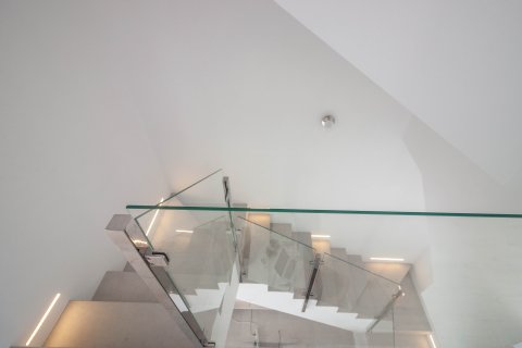 Продажа квартиры в Аликанте, Испания 2 спальни, 93м2 №123276 - фото 22