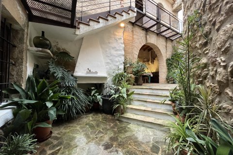 Townhouse for rent Pollenca, Mallorca, Spain 3 bedrooms, 344 sq.m. No. 128235 - photo 10