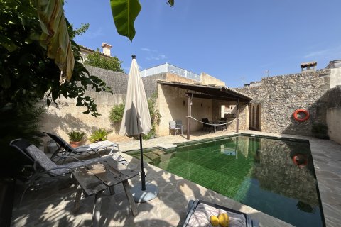 Townhouse for rent Pollenca, Mallorca, Spain 3 bedrooms, 344 sq.m. No. 128235 - photo 2