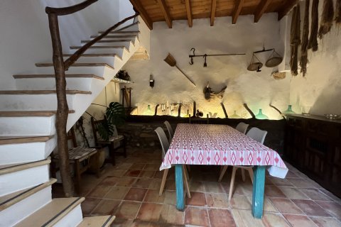 Townhouse for rent Pollenca, Mallorca, Spain 3 bedrooms, 344 sq.m. No. 128235 - photo 9