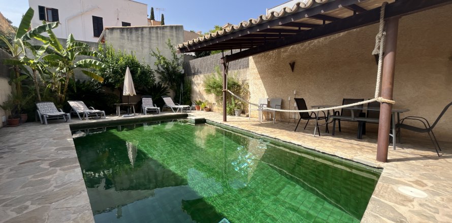 Townhouse Pollenca, Mallorca, Spain 3 bedrooms, 344 sq.m. No. 128235