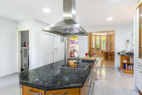 Huvila myytävänä Villafranca Del Castillo, Madrid, Espanja, 5 makuuhuonetta, 846.3 m2 No. 121973 - kuva 12
