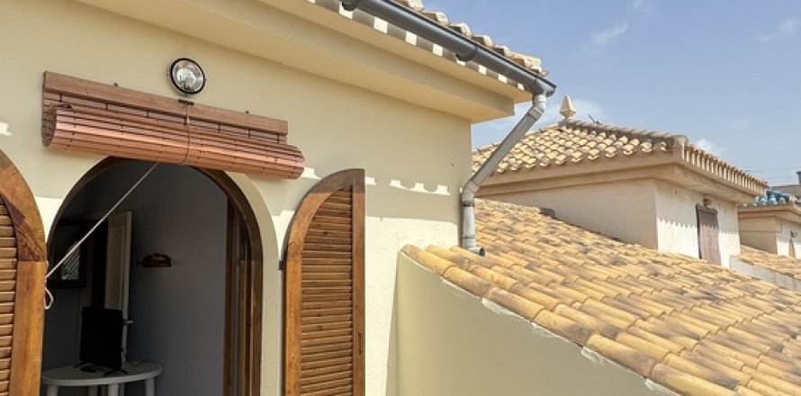 Villa Los Alcazares, Murcia, Espagne 4 chambres, 112 m2 No. 131589