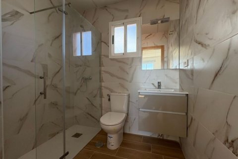 Apartment for sale Alicante, Spain 2 bedrooms, 65 sq.m. No. 131607 - photo 14