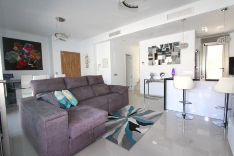 Villa en venta Urbanización Las Filipinas, Alicante, España 3 dormitorios,  No. 131605 - foto 6