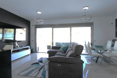 Villa en venta Urbanización Las Filipinas, Alicante, España 3 dormitorios,  No. 131605 - foto 8