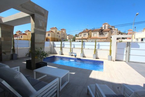 Villa en venta Urbanización Las Filipinas, Alicante, España 3 dormitorios,  No. 131605 - foto 4