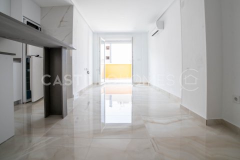 Wohnung zum Verkauf Torrevieja, Alicante, Spanien 2 Schlafzimmer, 75 m2 Nr. 125492 - Foto 3