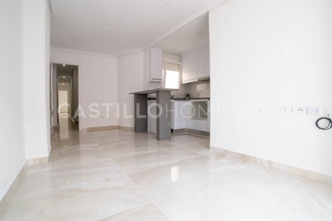 Wohnung zum Verkauf Torrevieja, Alicante, Spanien 2 Schlafzimmer, 75 m2 Nr. 125492 - Foto 1