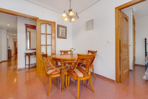 Dzīvoklis pārdošanā Torrevieja, Alicante, Spānijā 2 istabas, 110 m2 Nr. 125731 - attēls 12