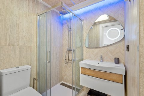 Bungalow zum Verkauf Torrevieja, Alicante, Spanien 2 Schlafzimmer, 63 m2 Nr. 125730 - Foto 14