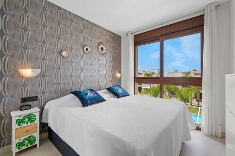Bungalow zum Verkauf Torrevieja, Alicante, Spanien 2 Schlafzimmer, 63 m2 Nr. 125730 - Foto 10