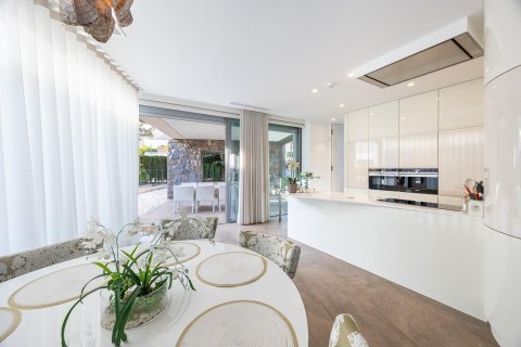 Villa for sale Finestrat, Alicante, Spain 3 bedrooms, 386 sq.m. No. 128982 - photo 16