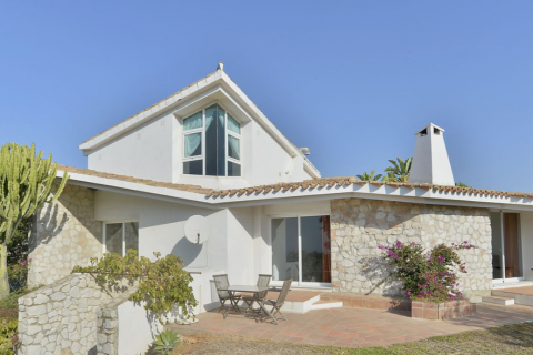 Villa pārdošanā Marbella, Malaga, Spānijā 6 istabas, 747 m2 Nr. 130687 - attēls 1