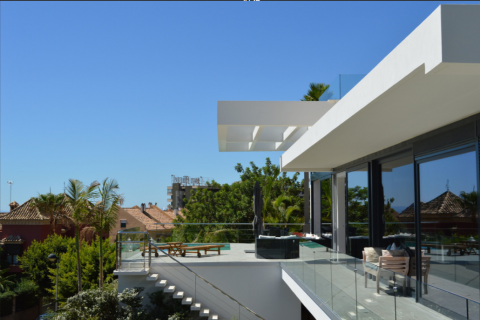 Villa pārdošanā Marbella, Malaga, Spānijā 5 istabas, 340 m2 Nr. 130685 - attēls 19