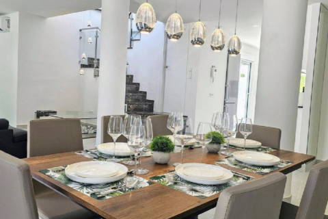 Villa pārdošanā Cortes (San Pedro De Alcantara), Malaga, Spānijā 6 istabas, 442 m2 Nr. 130682 - attēls 14