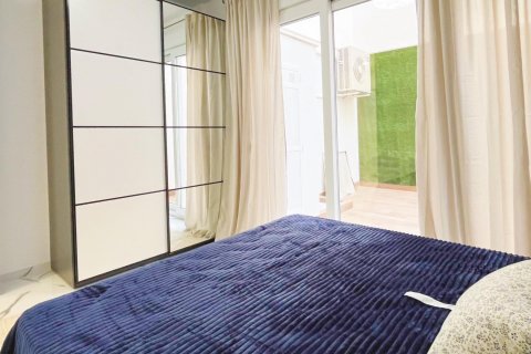 Apartment for sale Torrevieja, Alicante, Spain 2 bedrooms, 90 sq.m. No. 125401 - photo 2