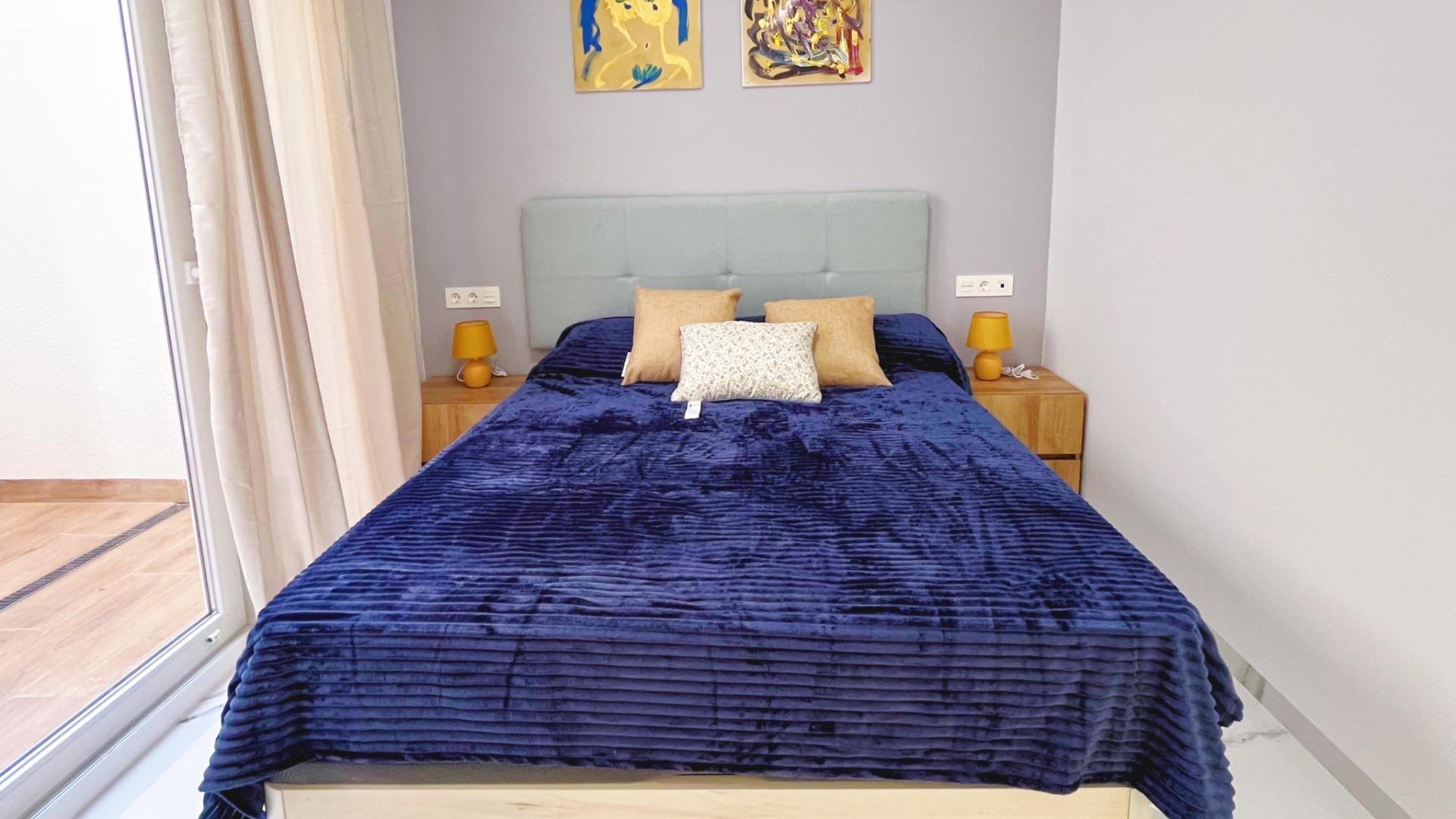 Appartamento a Torrevieja, Alicante, Spagna 2 camere da letto, 90 mq. N° 125401