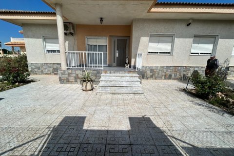Продажа виллы Лос-Алькасарес, Мурсия, Испания 3 спальни, 200м2 №129061 - фото 1