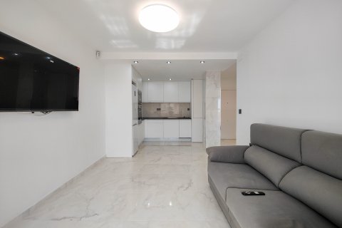 Apartment for sale Torrevieja, Alicante, Spain 2 bedrooms, 70 sq.m. No. 131902 - photo 1