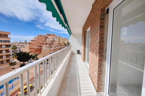 Apartment for sale Torrevieja, Alicante, Spain 2 bedrooms, 70 sq.m. No. 131902 - photo 15