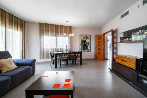 Villa till salu Rojales, Alicante, Spanien 4 sovrum, 404 kvm. Nr. 131904 - foto 10